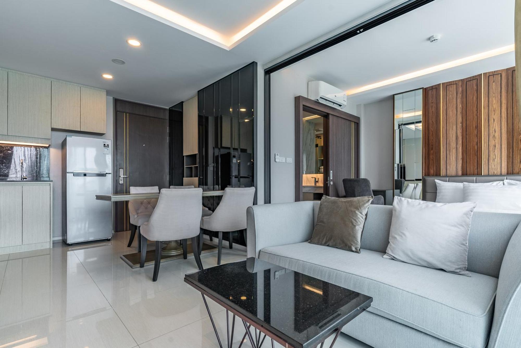 Panora Condo By Villacarte Сурин Бийч Екстериор снимка